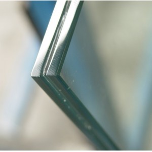 CLEAR LAMINATED SAFETY GLASS
